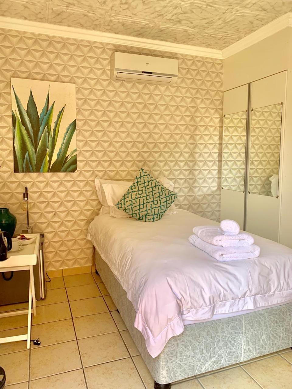 Comfort Guest House Претория Екстериор снимка