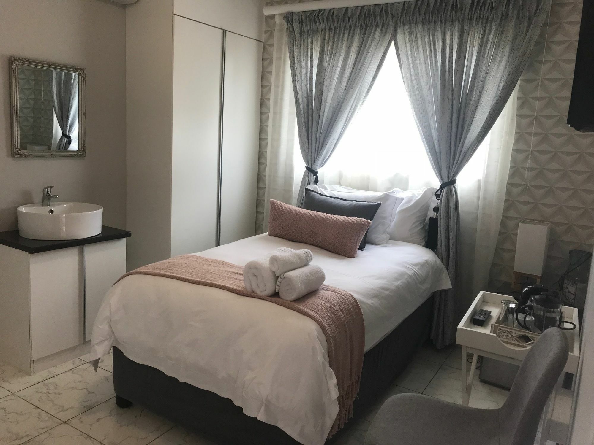 Comfort Guest House Претория Екстериор снимка